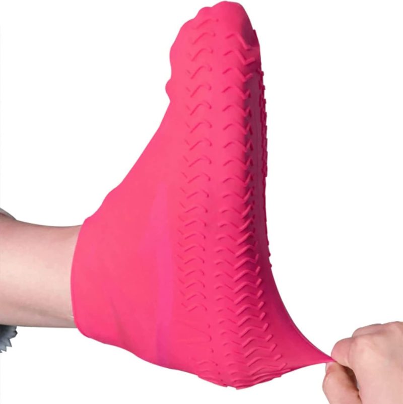 2 PCS Reusable Shoes Cover for Rain, Silicone Shoes Covers for Men Women, Non-Slip Outdoor Waterproof Shoe Protectors Pink Medium